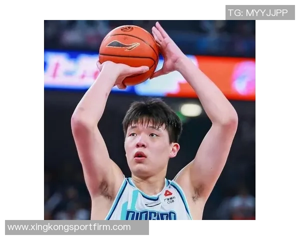 杨瀚森上半场未获出战机会罗威替补表现抢眼贡献4分3板