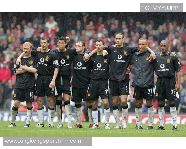 曼联阿森纳闭门友谊赛助伤员恢复状态展现球队团结精神