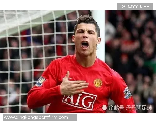 德里赫特成为曼联本赛季英超唯一全勤球员展现后防实力